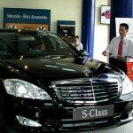 Xe ô tô là phương tiện đi lại hữu ích