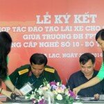 Lái xe ô tô trở thành môn học ở trường đại học FPT